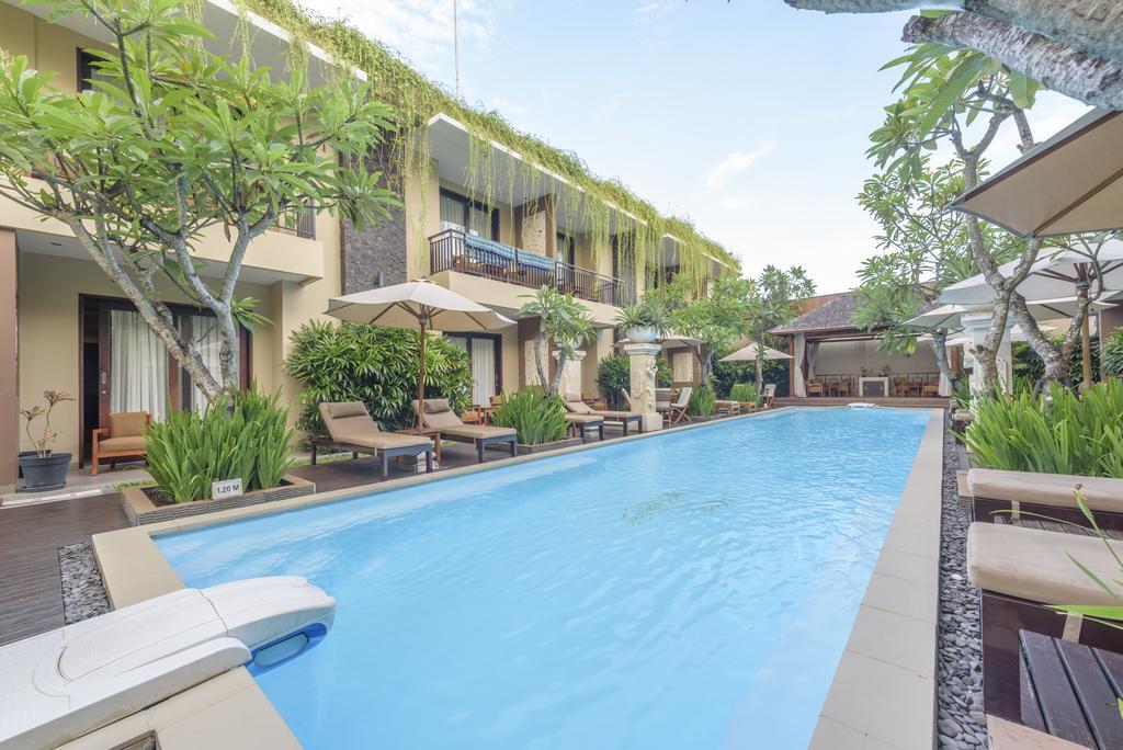 Hotel D'Penjor Seminyak Exterior foto