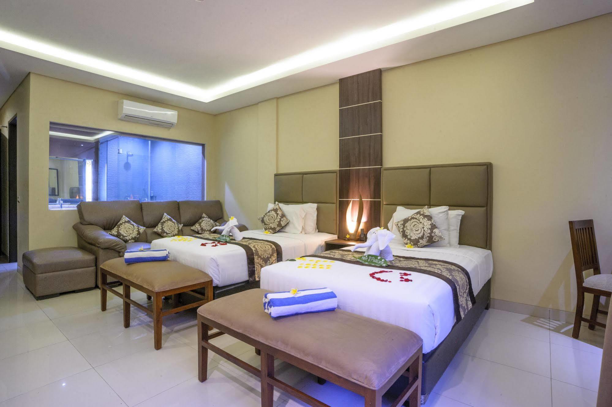 Hotel D'Penjor Seminyak Exterior foto