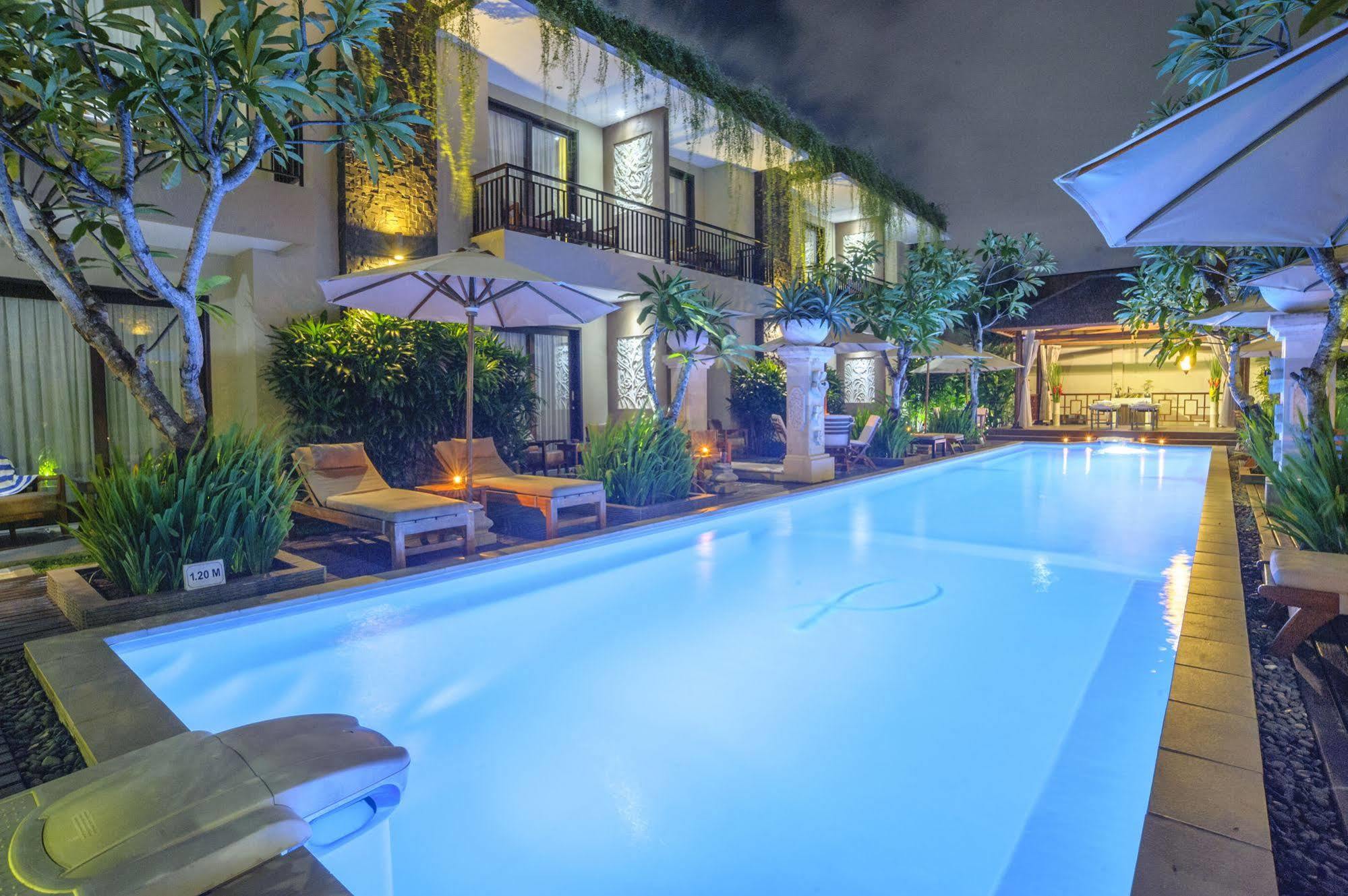 Hotel D'Penjor Seminyak Exterior foto